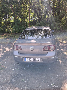Passat b6 (6 foto / 10)