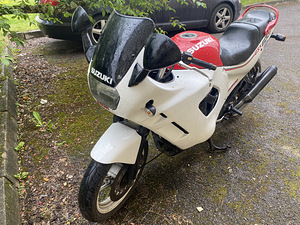Suzuki gsx600f (1 foto / 4)