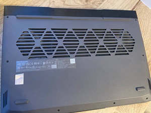 Lenovo LOQ 15IRH8 144 Hz RTX4050 Win 11 (6 foto / 7)
