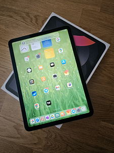 Apple iPad Air, 10.9", 64 GB, WiFi+LTE, space gray (2 foto / 5)