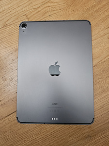Apple iPad Air, 10.9", 64 GB, WiFi+LTE, space gray (5 foto / 5)