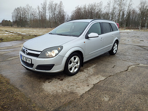Opel Astra 1.9tdi 88kw (1 foto / 5)