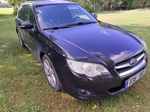Subaru Legacy 2.0 110kw bensiin, 2008 (3 foto / 7)