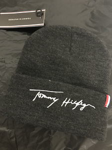 Mütsid Tommy Hilfiger (3 foto / 8)