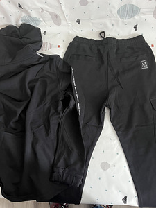 Костюм Armani (3 фото из 4)