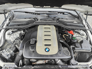 BMW 530d xdrive (9 foto / 9)