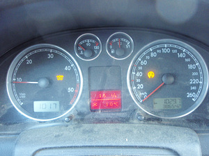 Passat 1,9DIESEL 11\2005a (8 foto / 9)