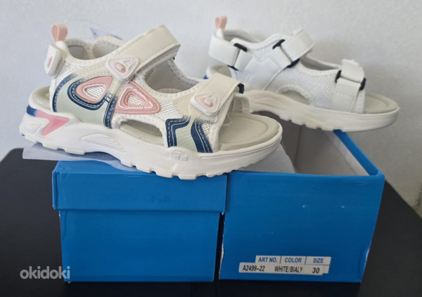 UUED valge-roosaga sandaalid s.26,27,28,29,30