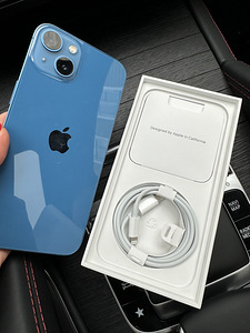 iPhone 13 синий 128 ГБ (3 фото из 6)