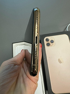 iPhone 11 Pro Max, 256GB, Gold (3 foto / 6)