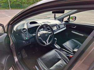 Honda Insight 1.3 65kB 2013a (12 foto / 13)