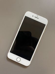 iPhone 7 Gold 128gb (3 foto / 3)