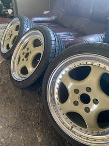 Продам диски RH ZW1 17x8 5x112 с резиной (2 фото из 3)
