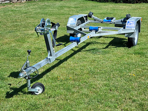 Tiki Treiler BT-450 paadihaagis (1 foto / 7)