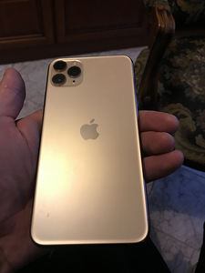 iPhone 11 Pro Max 64 kuld (2 foto / 7)
