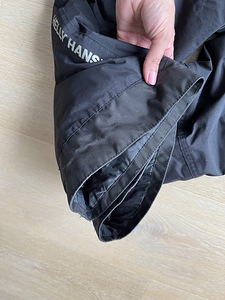 Helly Hanseni talvekomplekt suurus 140 (3 foto / 3)