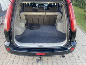 Nissan X-Trail (8 foto / 9)
