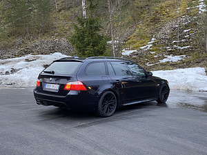 BMW 530xd 173kw 2007a (3 foto / 8)