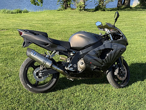 Kawasaki ZX9-r Ninja 1998 (3 foto / 4)