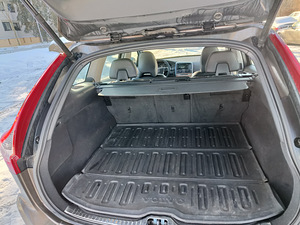 Volvo XC60 Intelli Safe PRO Winter (12 foto / 14)