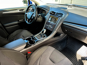 Ford Mondeo 2.0 TDCi 132kW (12 foto / 15)