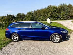 Ford Mondeo 2.0 TDCi 132kW (2 foto / 12)