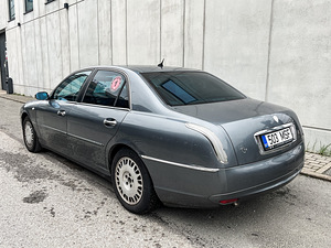 Lancia Thesis 2.4 JTD (6 foto / 15)