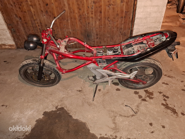 Kawasaki Er-6