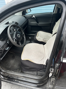 Продается volkswagen polo (3 фото из 6)