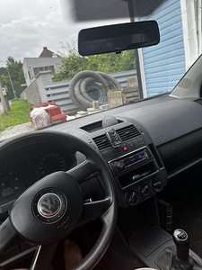 Продается volkswagen polo (4 фото из 6)