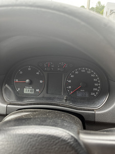 Продается volkswagen polo (5 фото из 6)