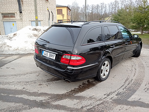 Mercedes Benz E 280 CDI AVANTGARDE (5 foto / 6)