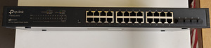 TP-LINK JetStream 24-Port Gigabit Smart Switch +4 SFP Slots (2 foto / 4)