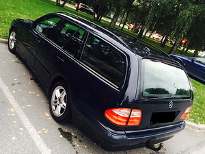 Mercedes-Benz E 240 (4 фото из 6)