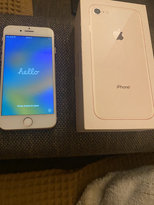I phone8 64gb (2 foto / 3)