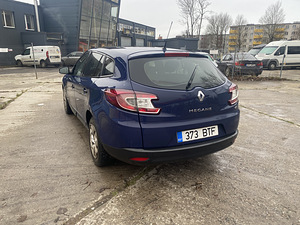 Renault Megane (5 фото из 13)