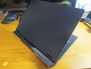 Acer Predator Helios Neo 18" i9-14900HX 64GB, 1TB, 4070 (2 foto / 10)