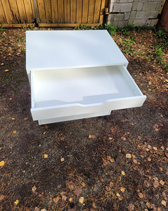 IKEA Alex ratastel sahtlitega riiul (3 foto / 3)