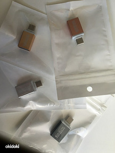 Apple MacBook USB-C - USB адаптер (2 фото из 2)