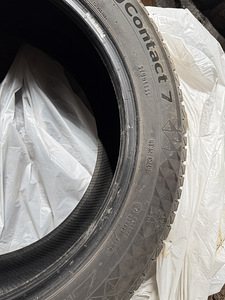 215/55 R17 (1 foto / 4)