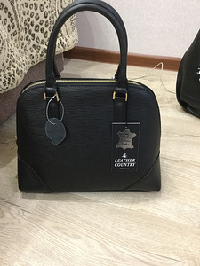 Женские сумки производство Италия leather country