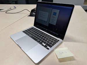 Apple MacBook Pro 13'' M1 (256 GB) SWE (MYDA2KS/A) (4 foto / 5)
