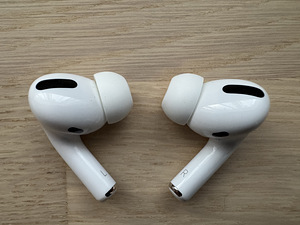 Apple AirPods Pro, 2019 (MWP22ZM/A) (2 foto / 3)