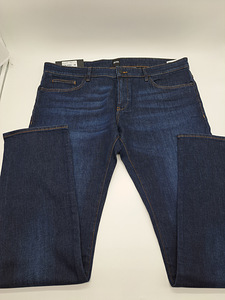 Boss teksad 38/34 (3 foto / 7)