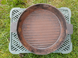 Grill malmpann presskaanega (3 foto / 3)