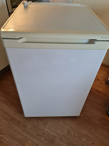 Töökorras külmkapp 85 cm (2 foto / 8)