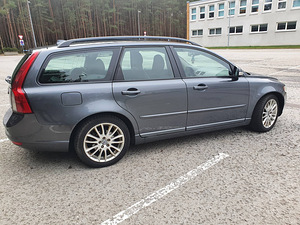 Volvo V50 Momentum 2.0D 100 kW (4 foto / 9)
