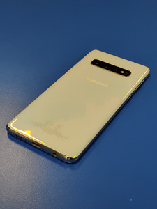 SAMSUNG GALAXY S10 (1 foto / 4)
