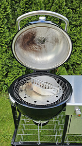 Grill Weber Summit Kamado S6 (4 foto / 8)