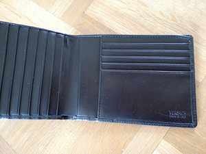 Versace uus originaal kaarditasku (2 foto / 3)